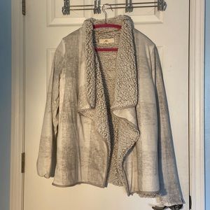 Gray checkered pattern sweater